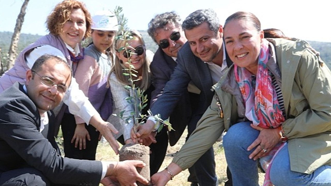 Bodrum Belediyesi, “21-26 Mart Orman Haftası” kapsamında öğrencilerin katılımıyla Fidan Dikim Etkinliği düzenledi