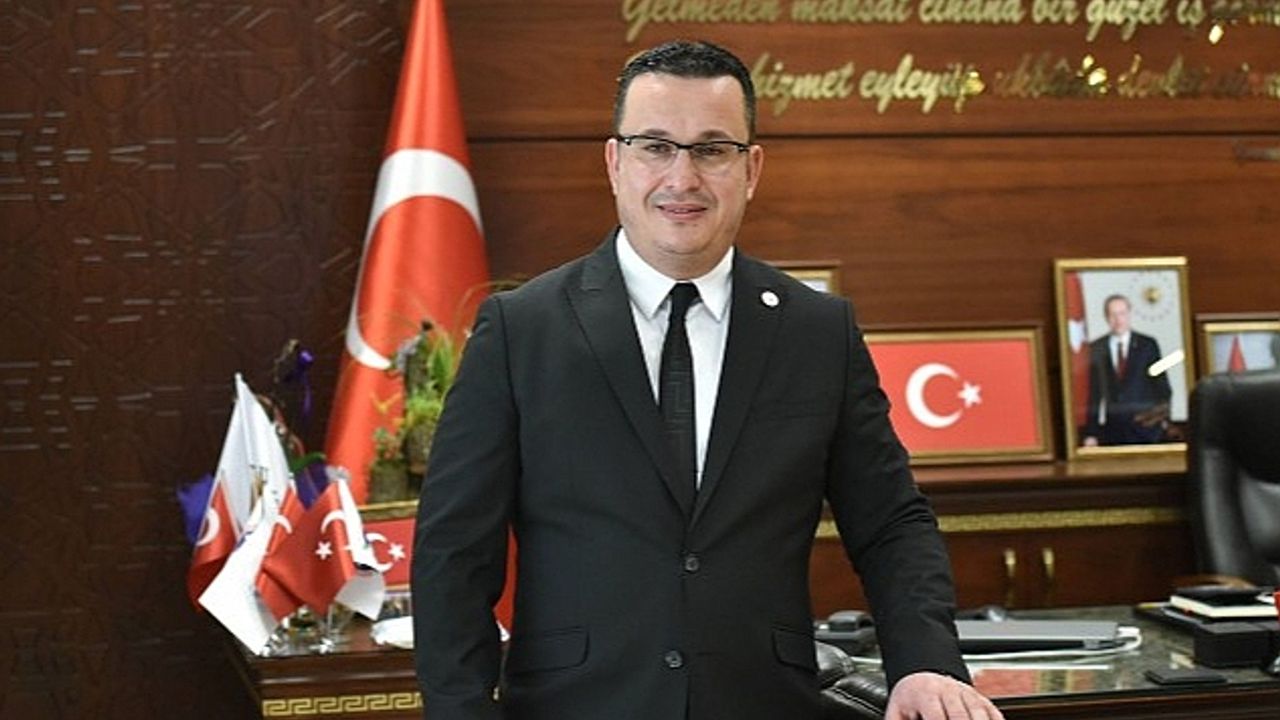 Mustafakemalpaşa Belediye Başkanı Mehmet Kanar'dan 18 Mart Mesajı