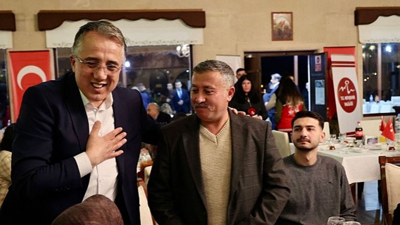 Nevşehir Belediye Başkanı Dr. Mehmet Savran, şehit yakınları, gaziler ve aileleri onuruna düzenlenen iftar programına katıldı