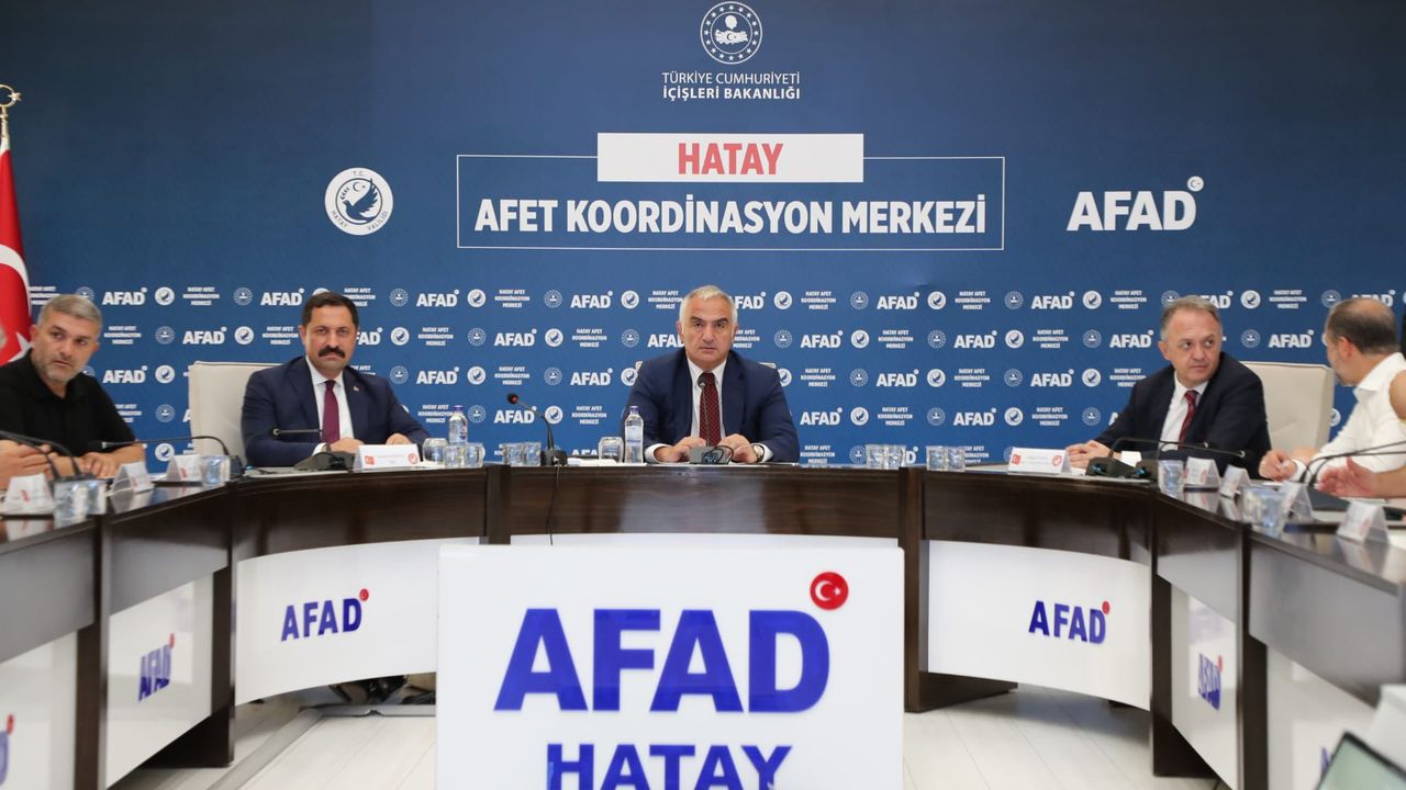 Bakan Ersoy Hatay'da tarih verdi…