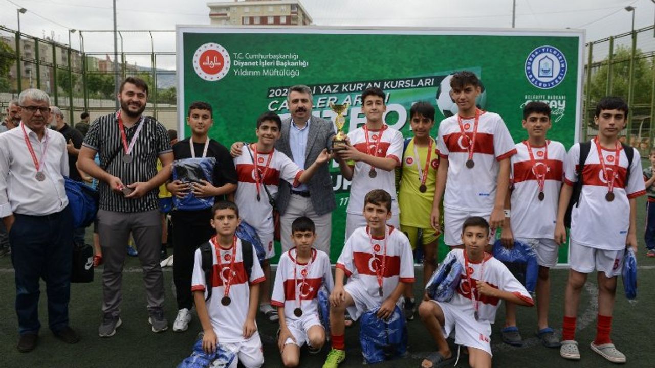 Bursa Yıldırım'da Kur'an Kursu'nda turnuvalar tamamlandı