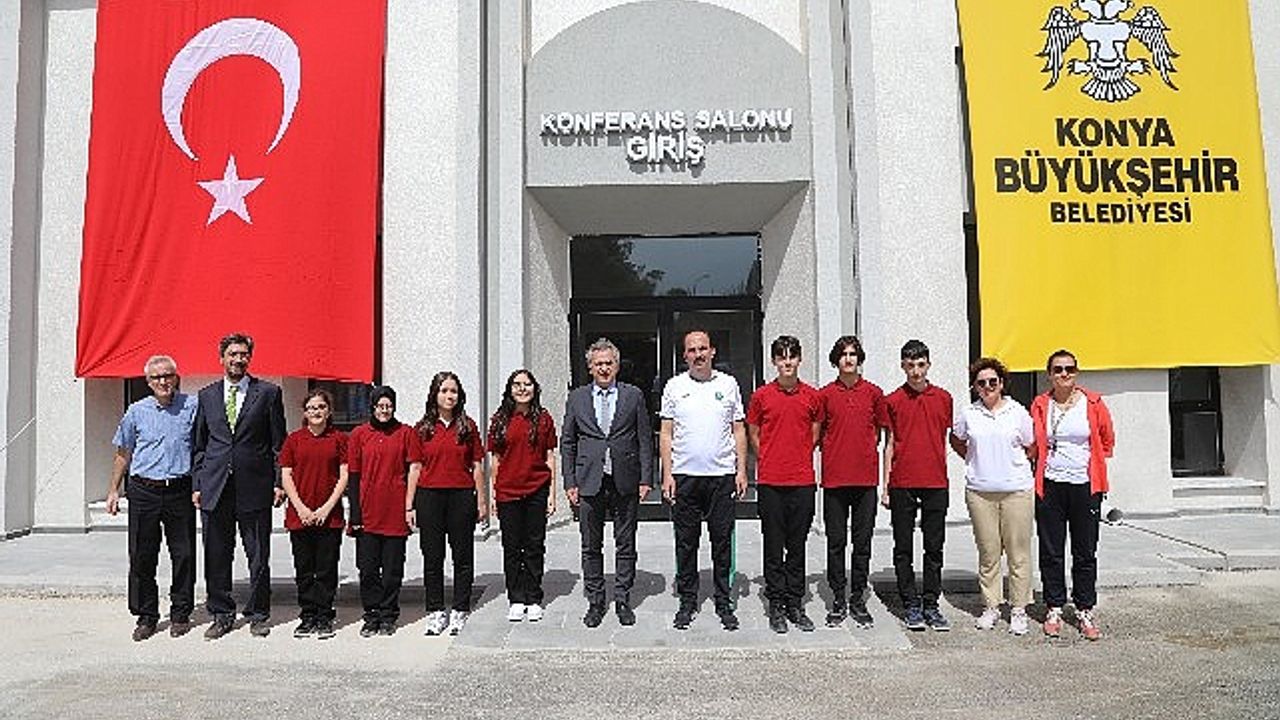 Konya Lisesi Konferans ve Spor Salonu Hizmete Açıldı