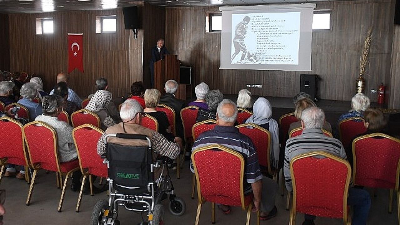 Huzurevi sakinlerine Bilinmeyen Yönleriyle Atatürk konferansı