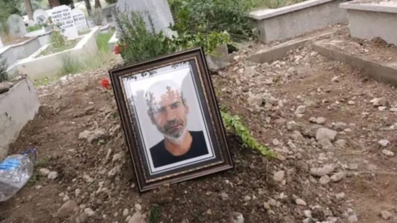 “Feridun Akın’la Tiyatro da forklift altında kaldı!”