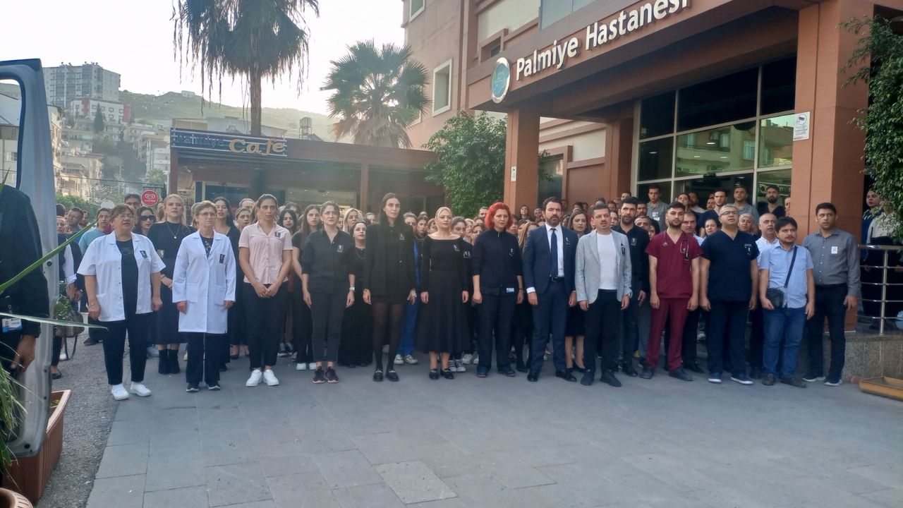 Gelişim ve Palmiye Hastanesi Ata’ın Huzurunda