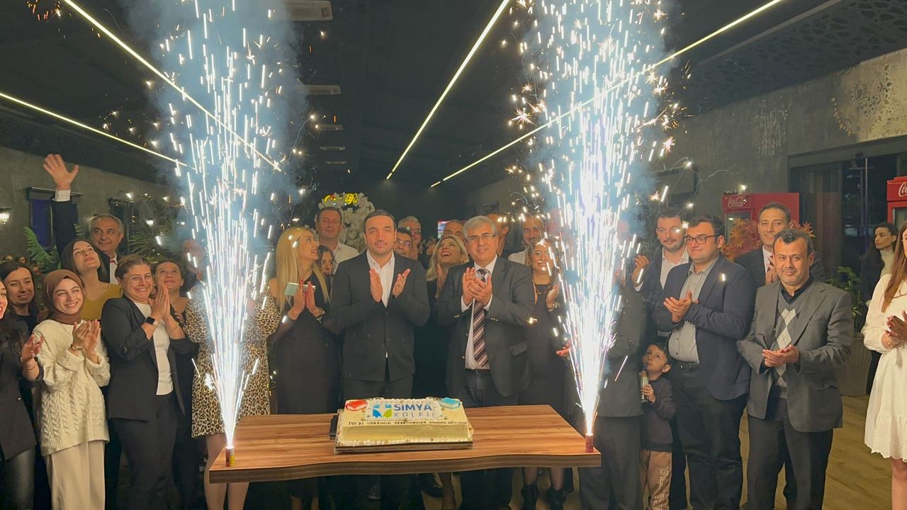 Simya Koleji Öğretmenlerini Sigortaladı