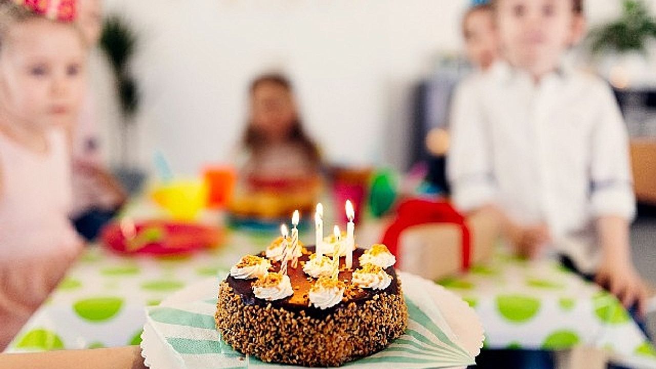 Pasta üzerinde çocuklarımızı bekleyen tehlike : Maytap 