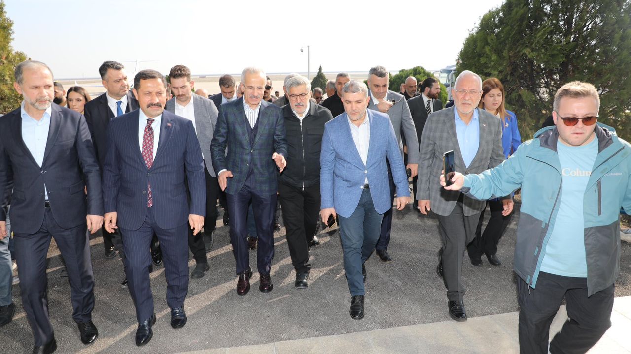 Uraloğlu’ndan tünel, havaalanı Belen otobanı müjdesi…