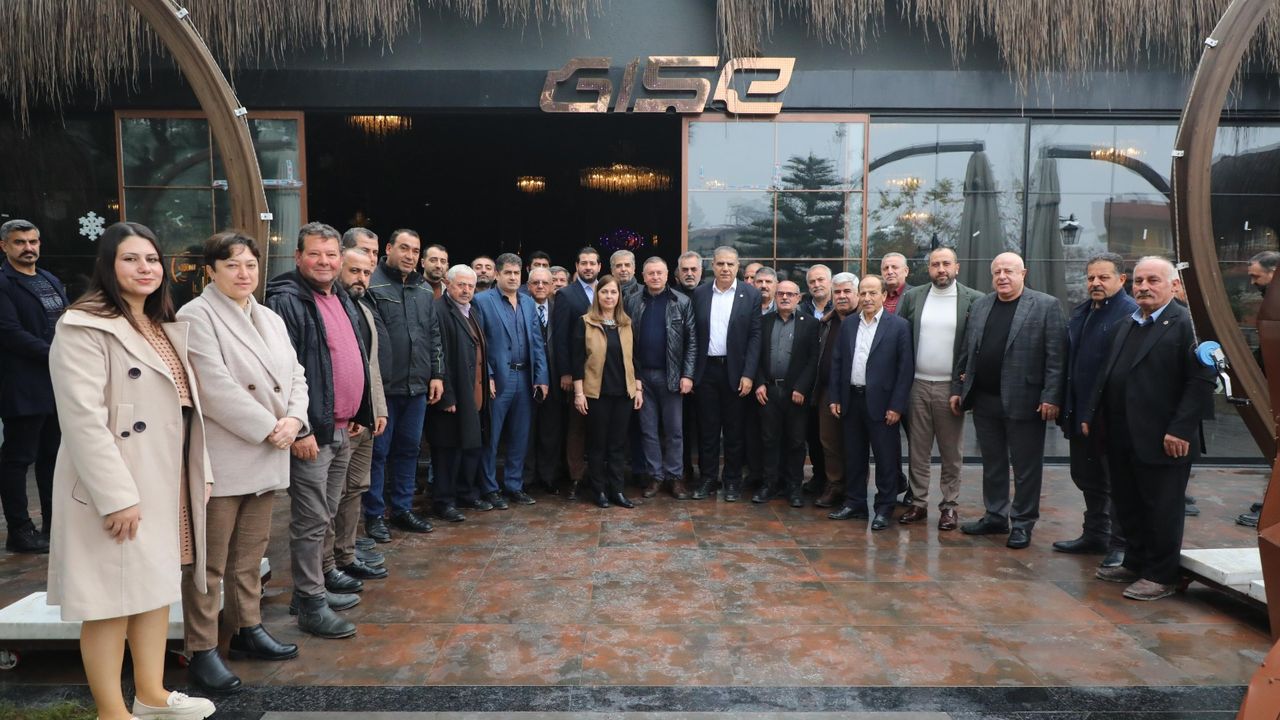 Savaş Antakya ve Defne Muhtarlarıyla buluştu