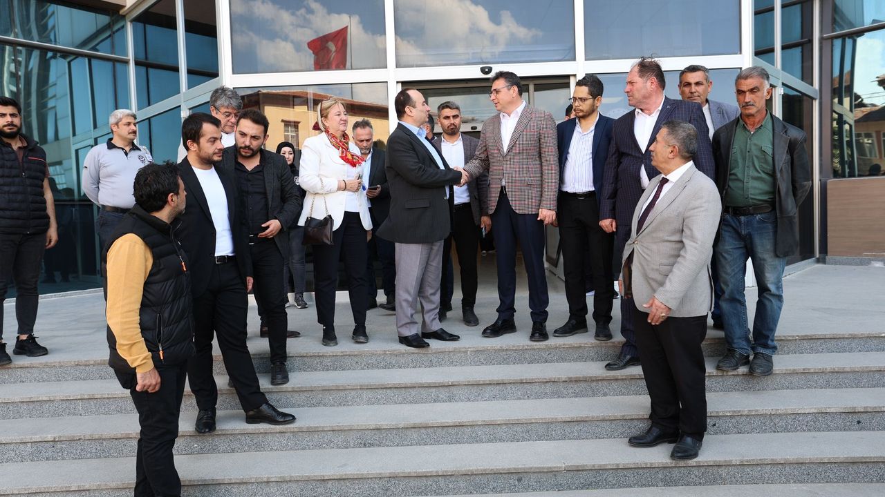 Dönmez’den Tıp Bayramı kutlaması…