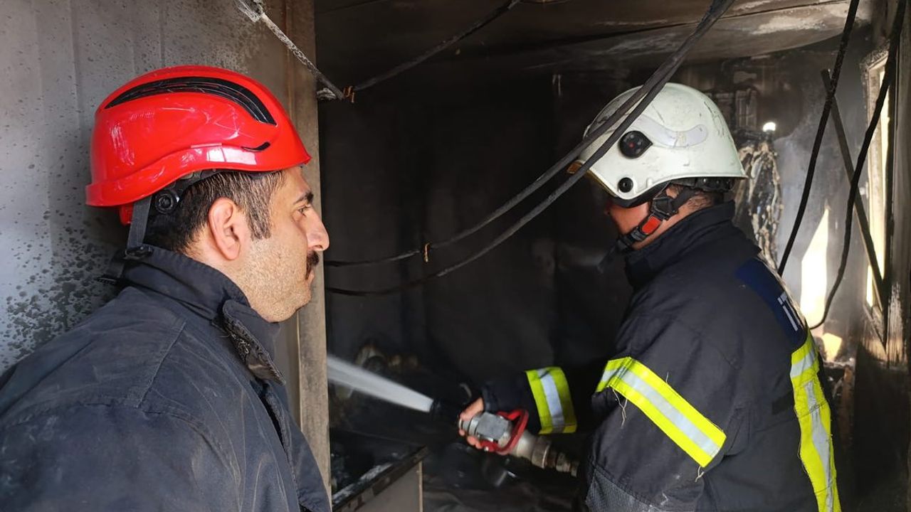 Antakya’da Konteyner kentte konteyner yangını!