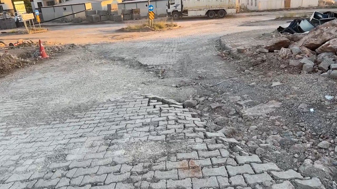 Hastaneye Ulaşımda Kötü Yol Çilesi!