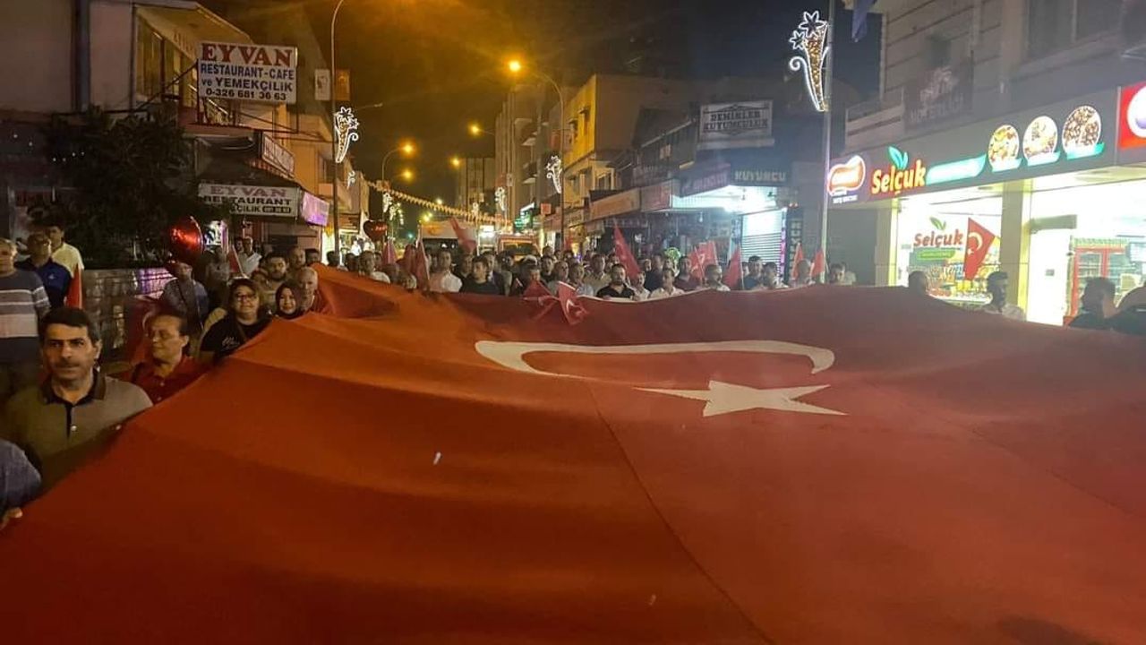 Erzin’de 15 Temmuz’da alanlar doldu…