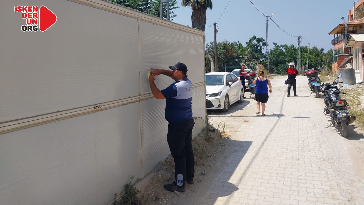 Samandağ Zabıtası atıl boş konteyner, çadır uyarısı