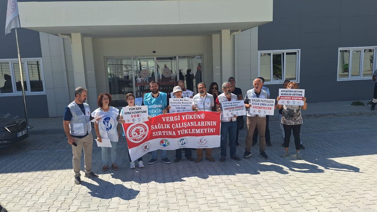 Sağlık Çalışanları ‘Vergide Adalet’ eylemi...