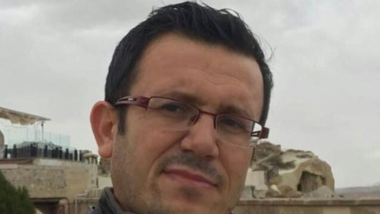 Denize Düşüp Başını Taşa Çarptı