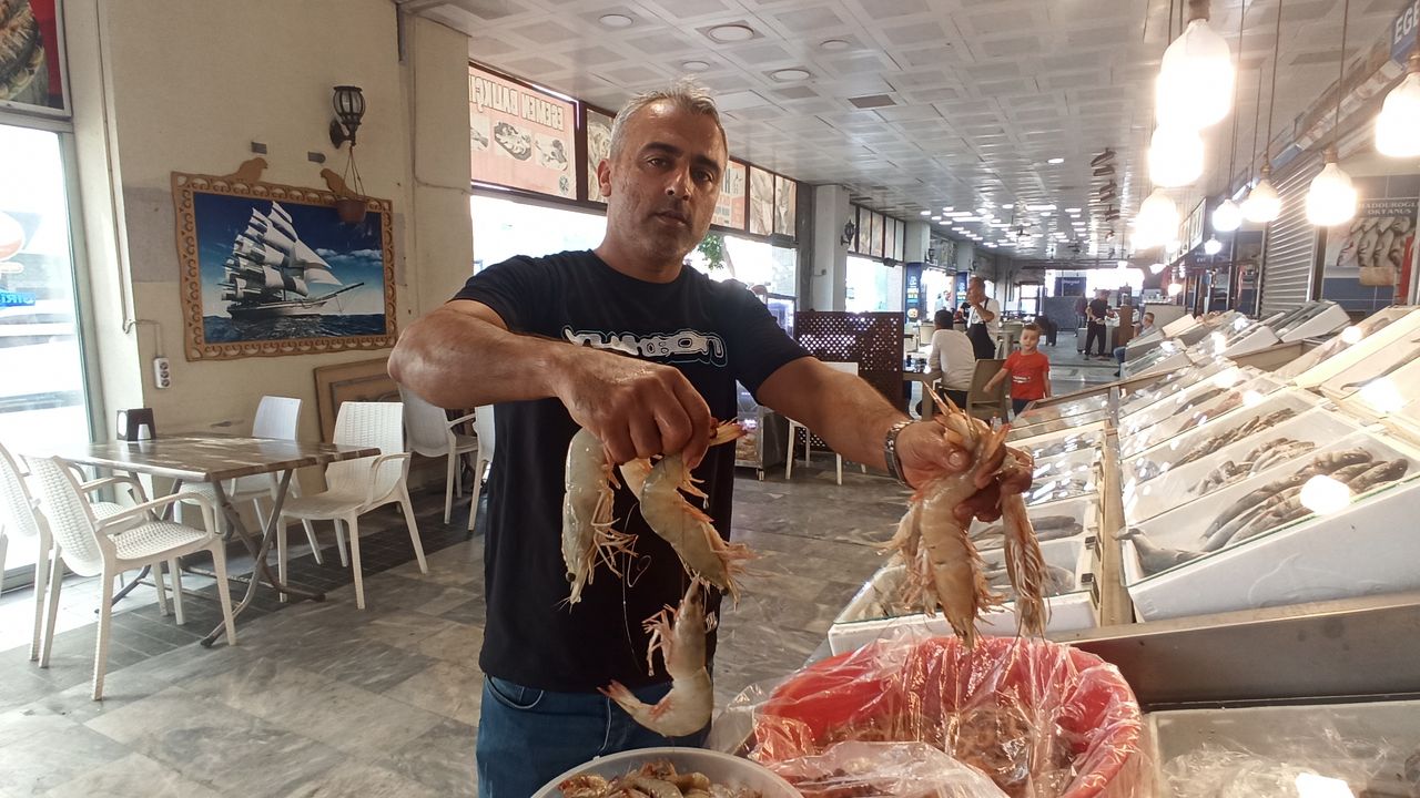 İskenderun'da tezgahlar balıkla doldu…