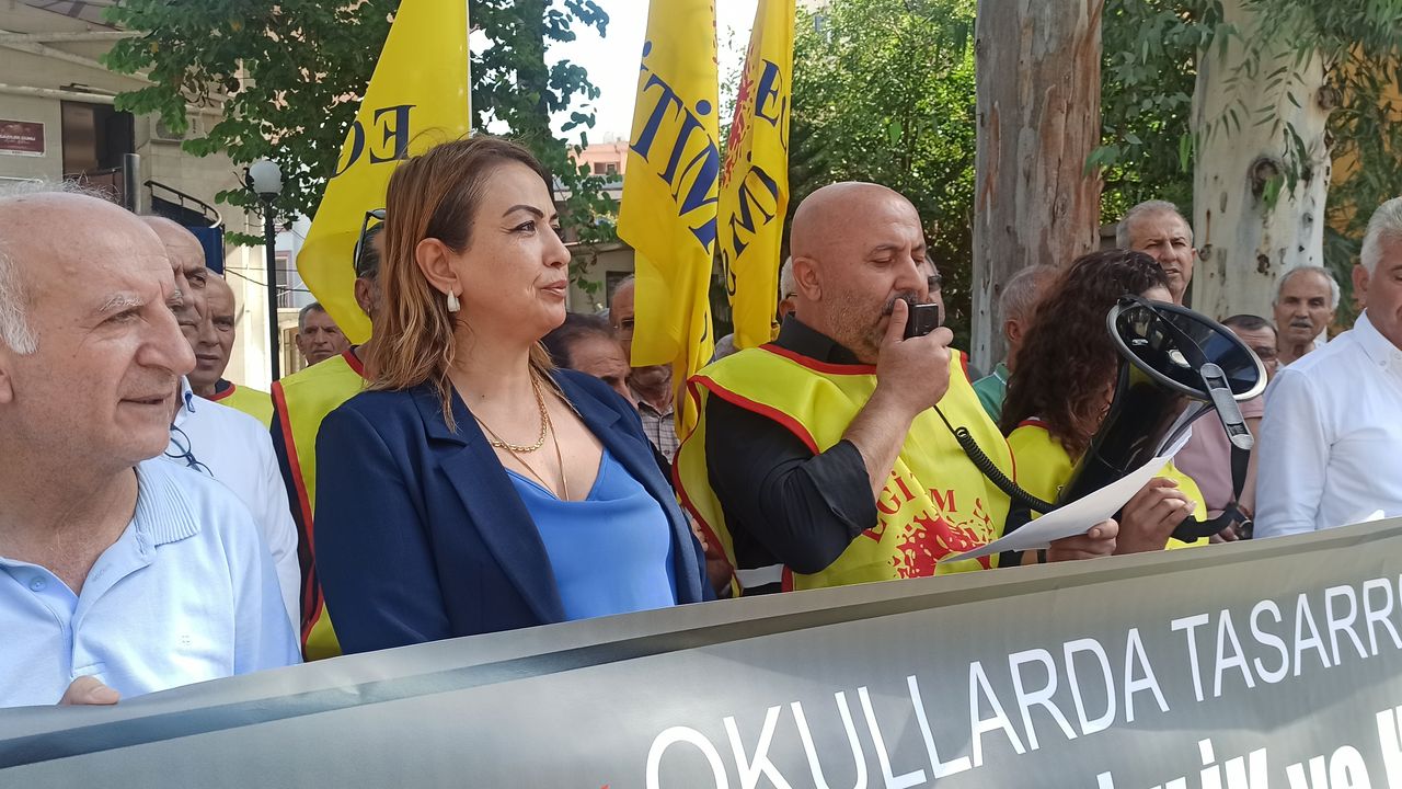 Eğitim-SEN şubesi temizlik krizine dikkat çekti!