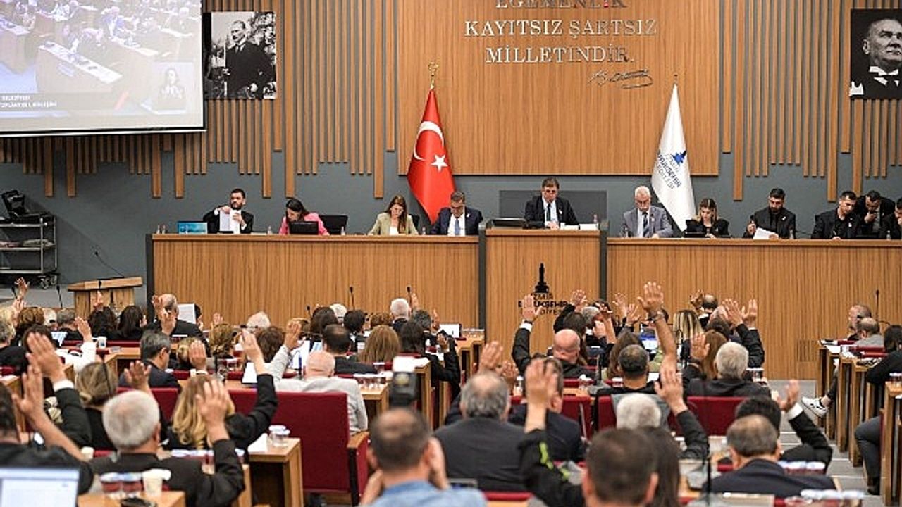 Başkan Tugay mecliste Karşıyaka Stadı ile ilgili konuştu “Karşıyaka’nın hakkını istiyoruz”