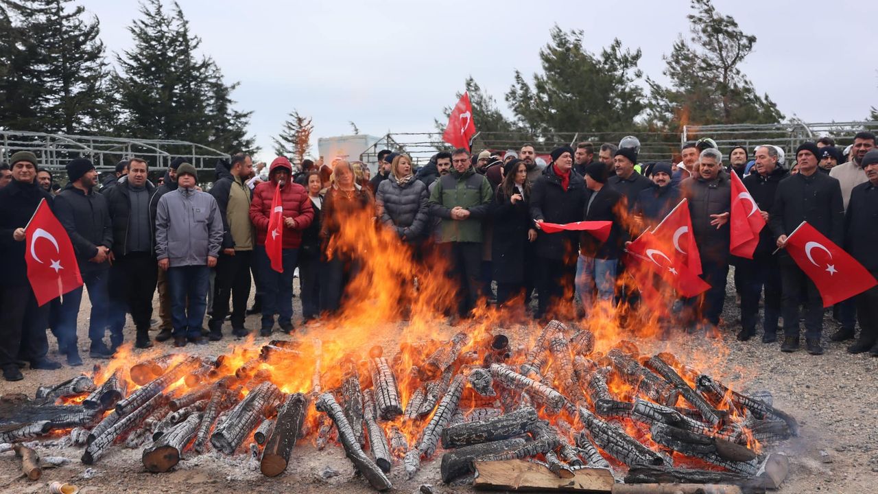 Hataylı Sarıkamış Şehitlerini Belen’de andı…