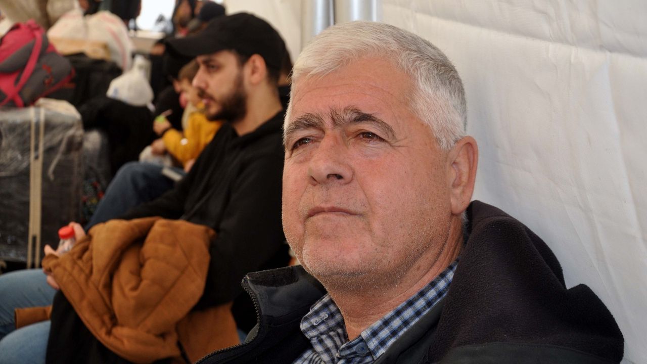 Suriyeli Öğretmenlere ülkesine dönmesi çağrısı…