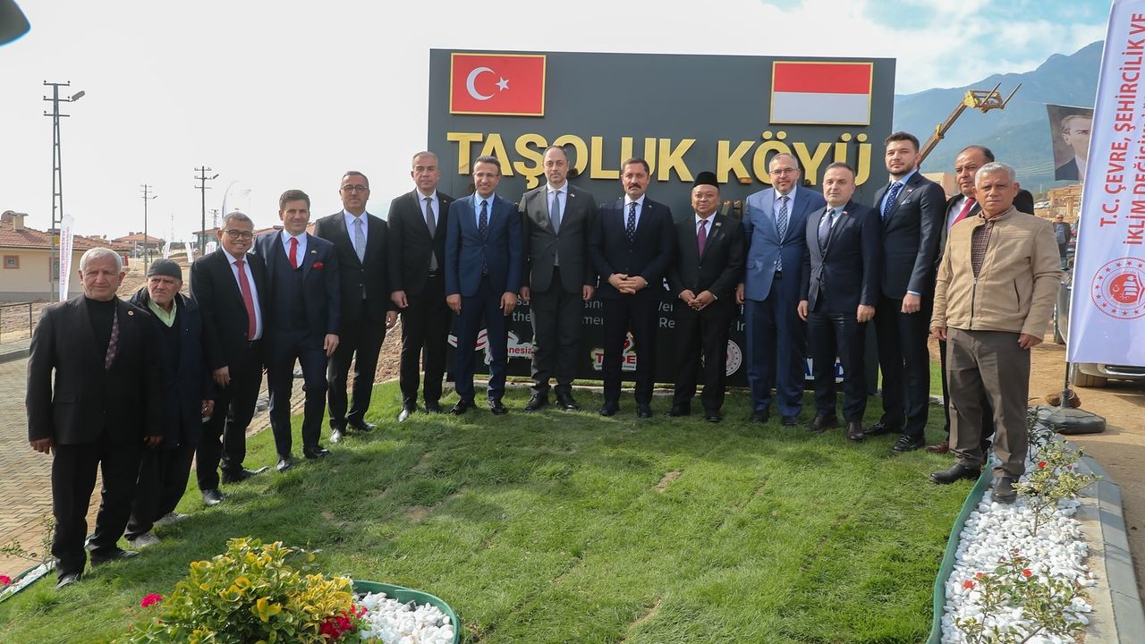 Kırıkhan’da “Endonezya Köyü Projesi” Açıldı