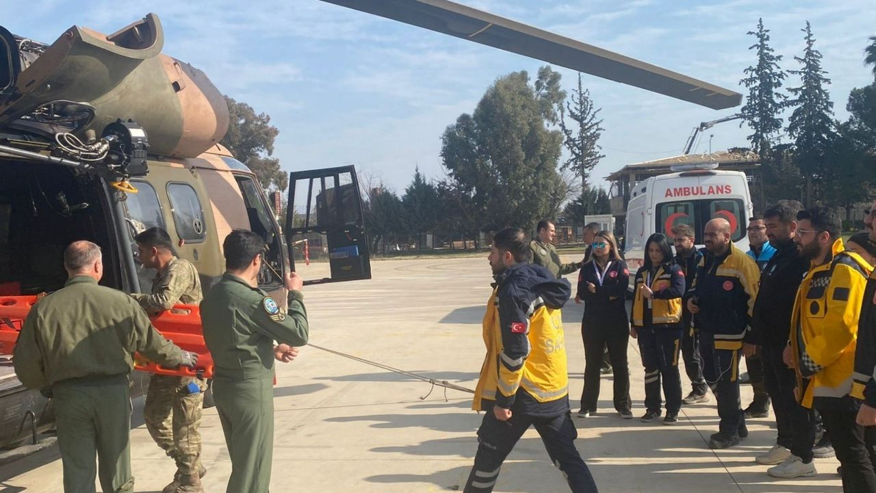 Hatay'da Hasta ve Yaralı Tahliyesi Eğitim