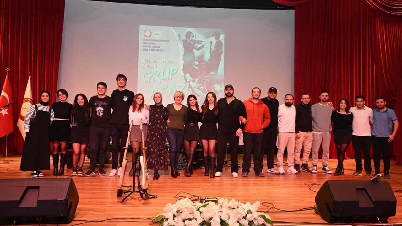 HMKÜ’de Müzik Şöleni…