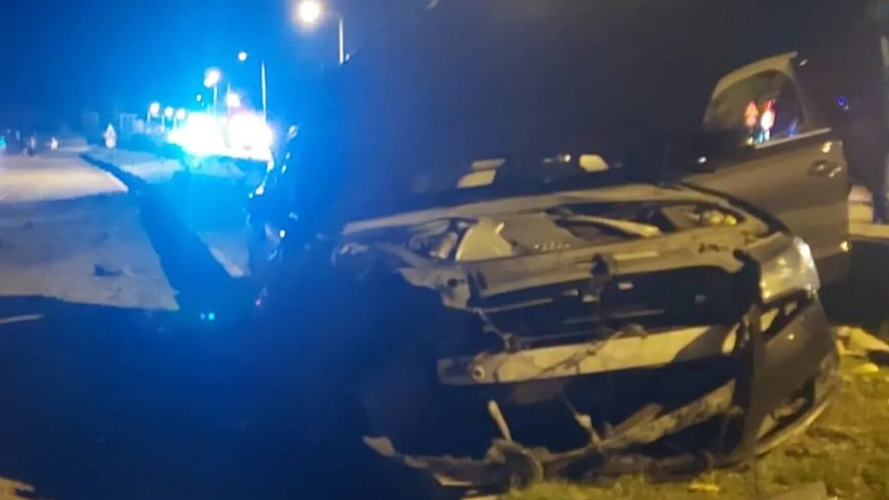 Antalya Finike’de trafik kazası: 4 Yaralı