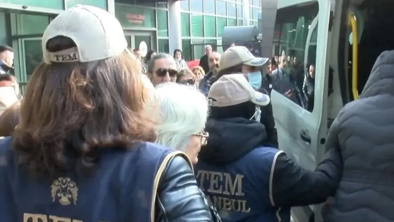 İstanbul’da CHP’li 9 belediyede 10 tutuklama!