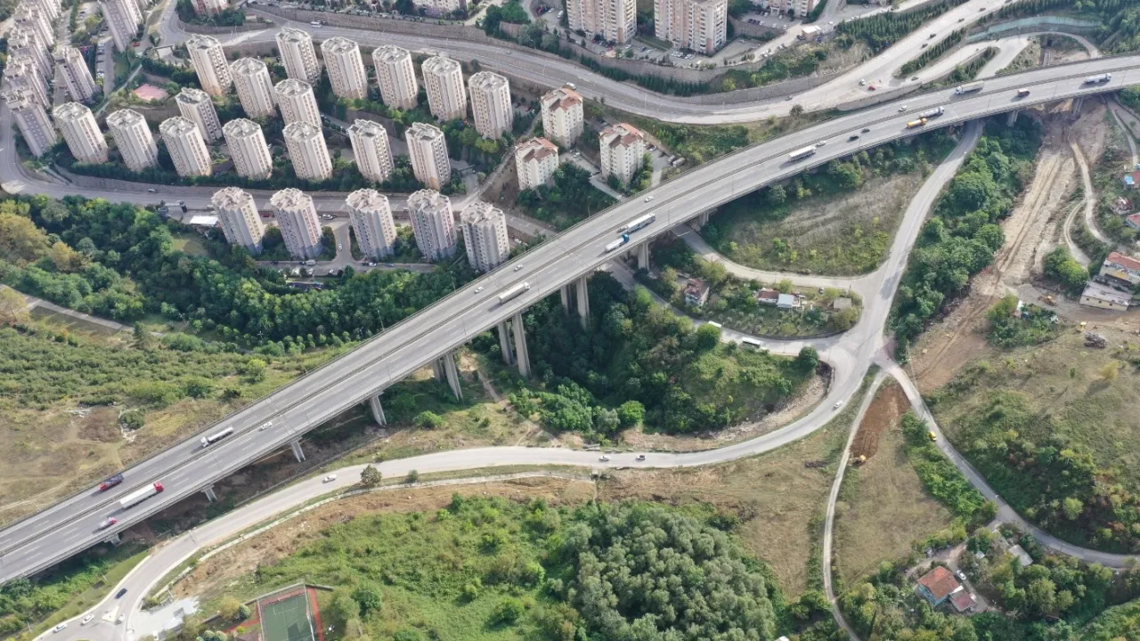 Kocaeli’de ‘Wilcynski Caddesi’ yüklerinden arındı