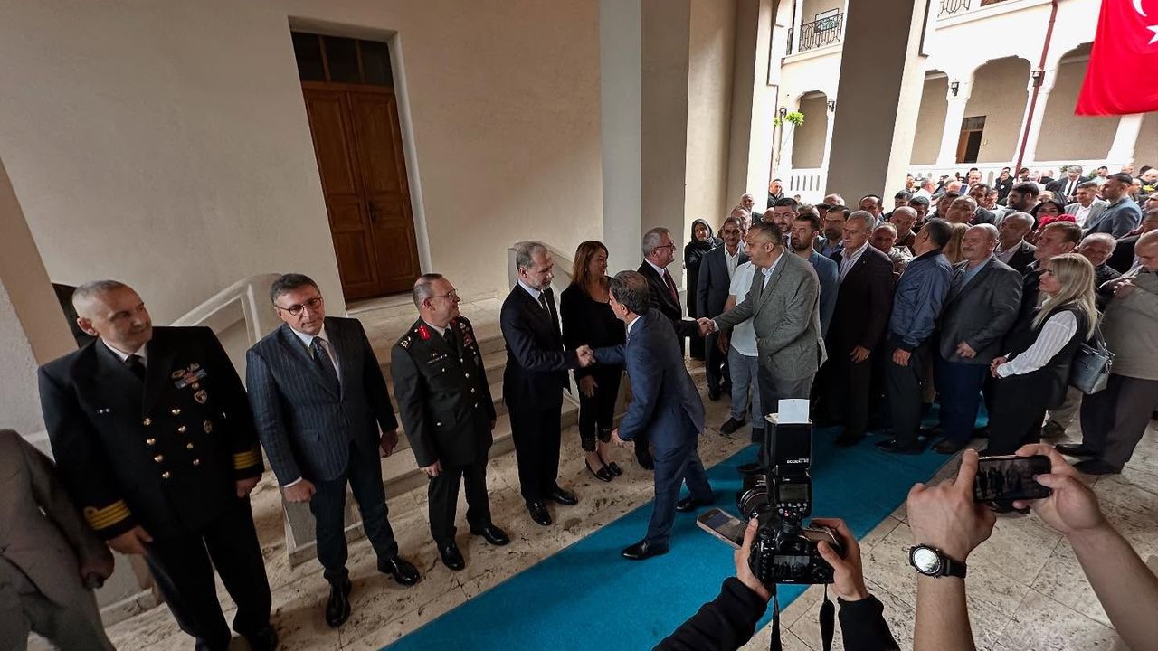 İskenderun’da Bayramlaşma Programına İlgi…