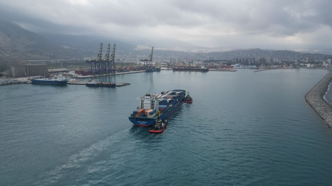 İskenderun’dan Uzakdoğu’ya Yeni Deniz Yolu Başladı