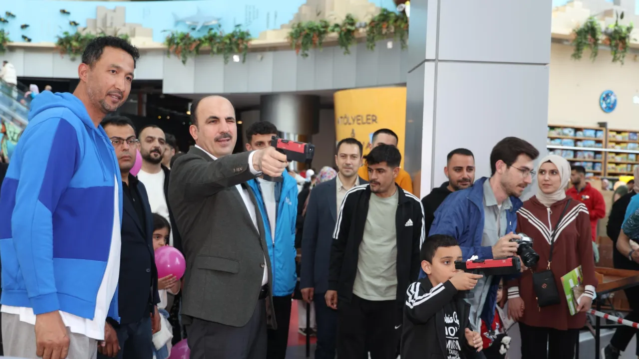 Konya Bilim Merkezi çocukların coşkusuna ortak oldu