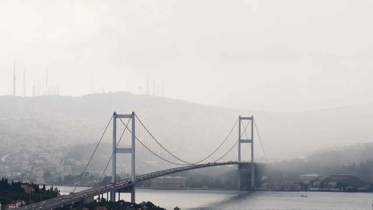 Meteoroloji’den kuvvetli yağış uyarısı! Sıcaklıklar düşüyor!