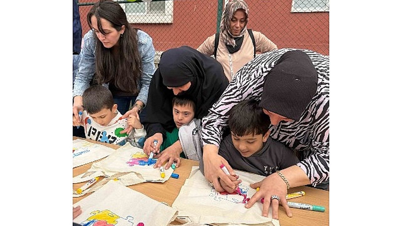 Özel çocuklar gönüllerince eğlendi