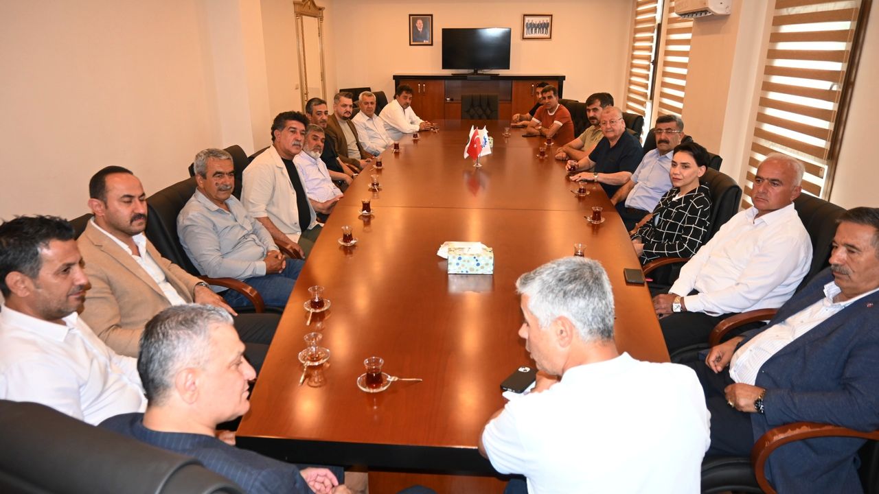 Başkan Gül’den Özçelik-İş’e destek ziyareti…