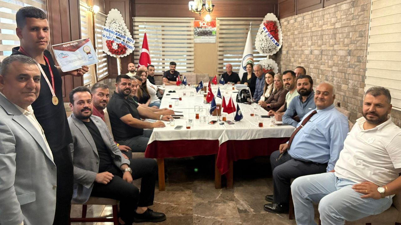 Muay Thai Şampiyonundan, ARİAD’a Ziyaret