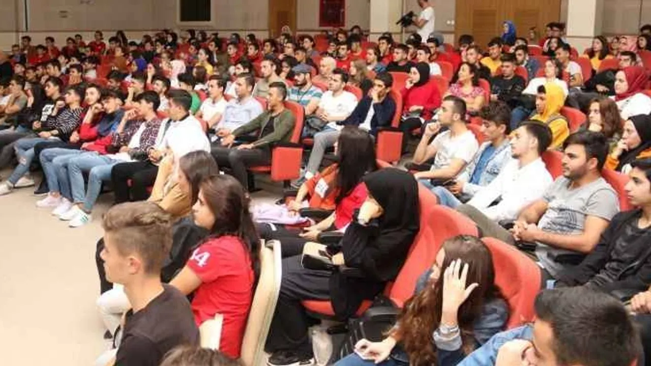 Kocaeli’nde gençlere online staj imkânı