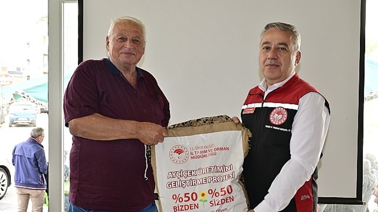 Ayçiçeği Üreticilerine Yerli Tohum Desteği