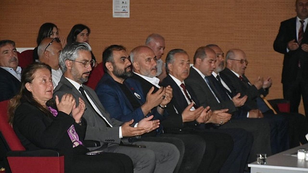 İstanbul’un Fethi’nin 572. Yıl Dönümü Kutlandı