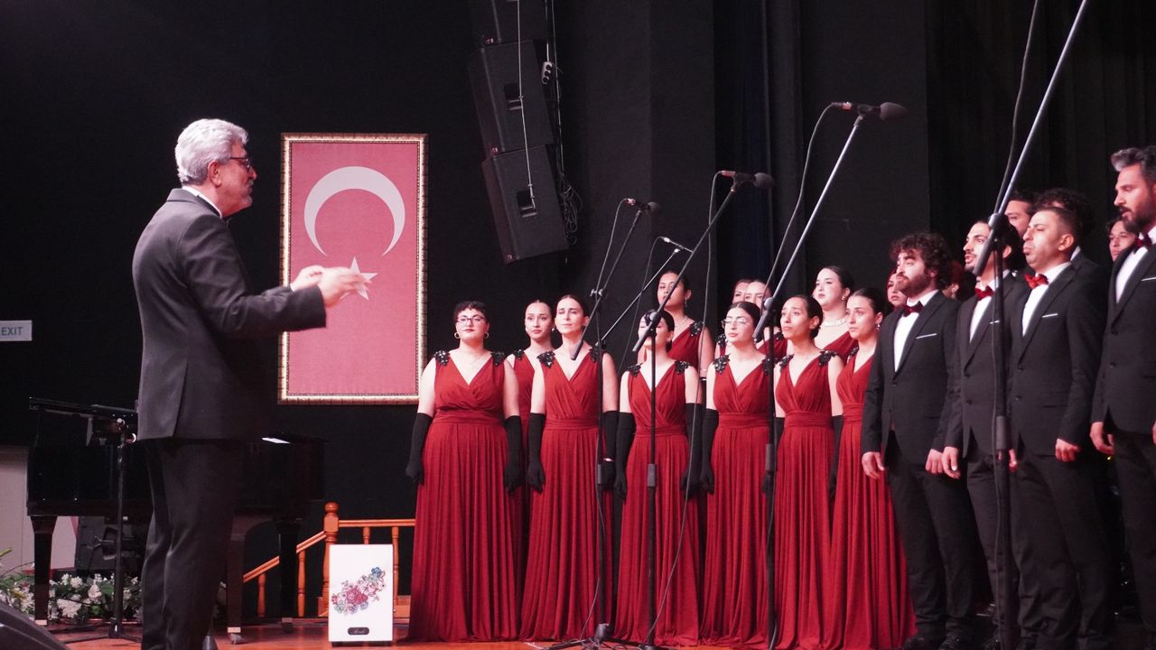 HBB Çok Sesli Korosu'undan ilk Konser
