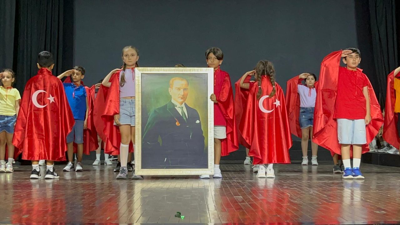 Öğrencilerin Yıl Sonu Etkinliği Gururlandırdı