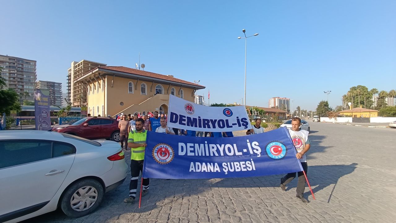 İskenderun’da Demiryolu İşçilerinden Eylem