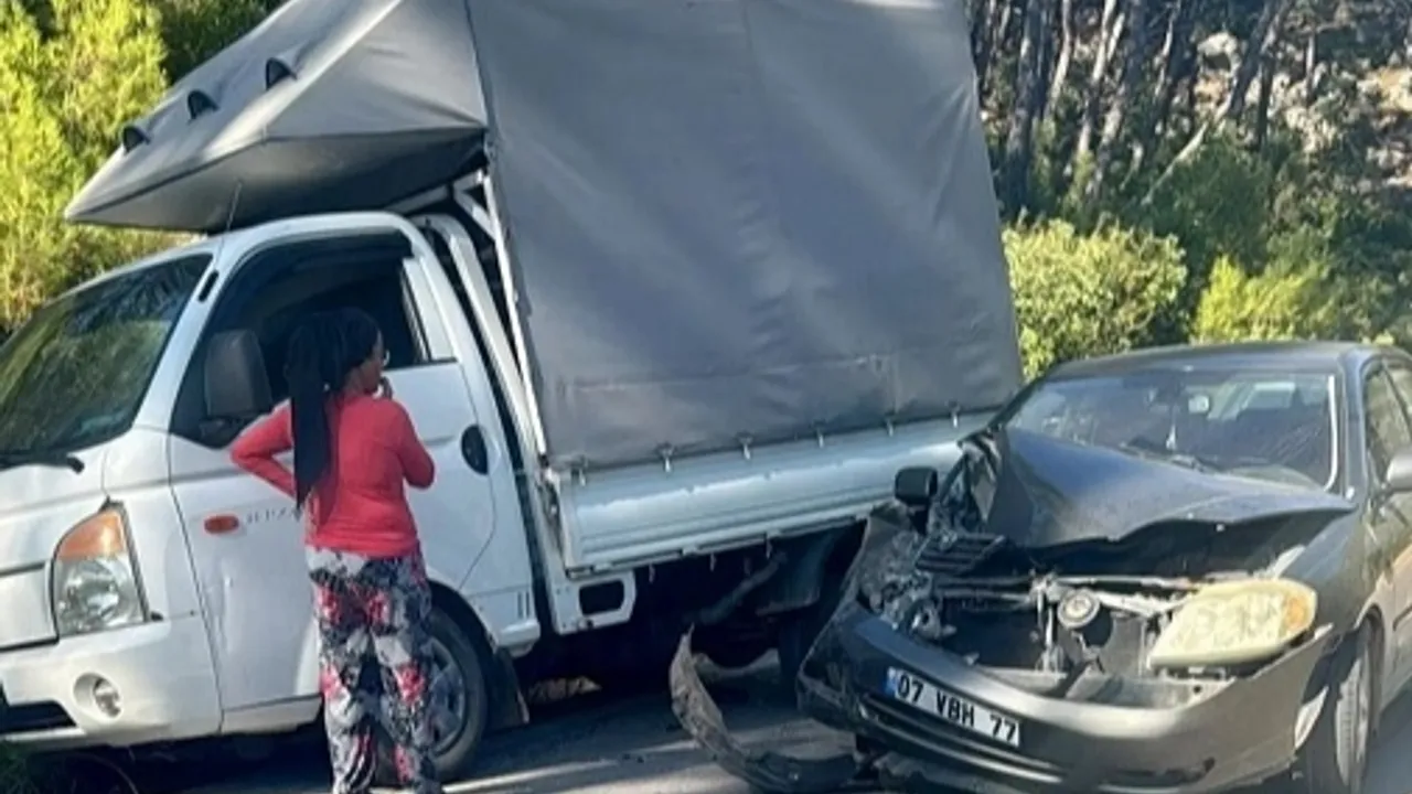 Antalya Kumluca’da feci kaza: 1 ölü, 1 yaralı