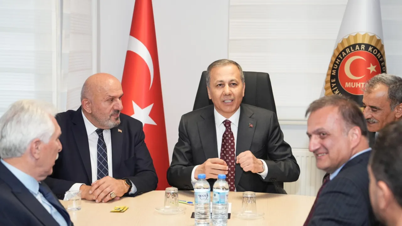 Bakan Yerlikaya’dan muhtarlara ziyaret