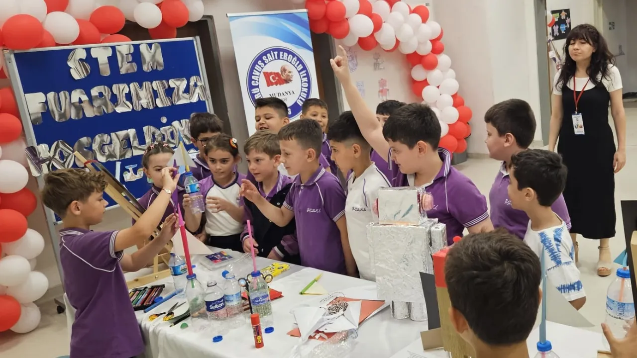 Bursa Mudanya'da minik mucitler STEM Fuarı'nda buluştu