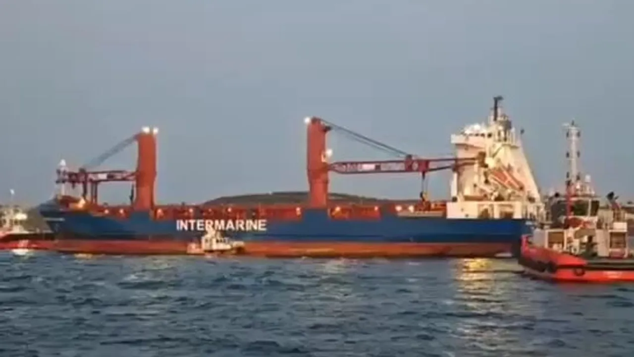 Çanakkale Boğazı’nda yangın paniği! Boğaz trafiği yeniden açıldı
