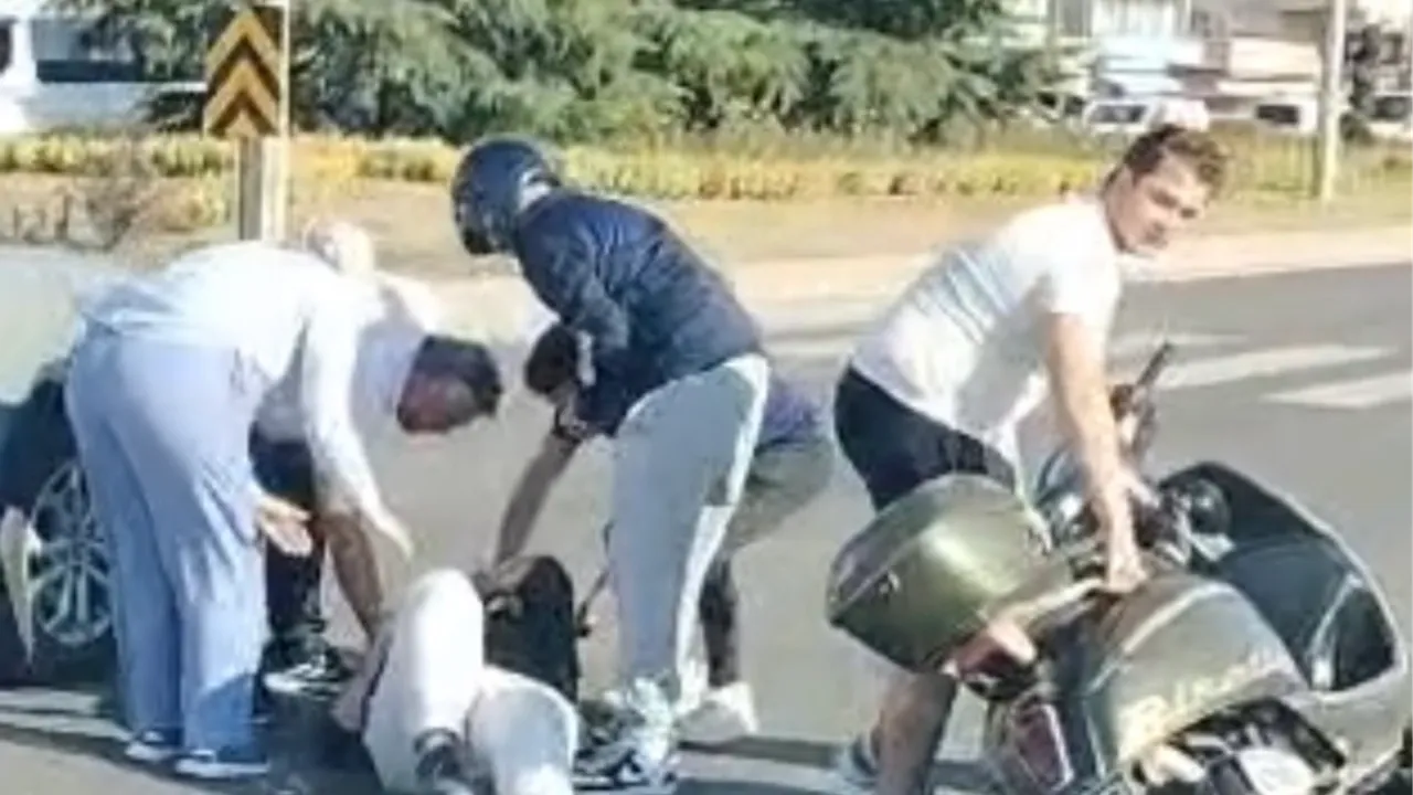 Düzce’de motosiklet sürücüsü yola savruldu