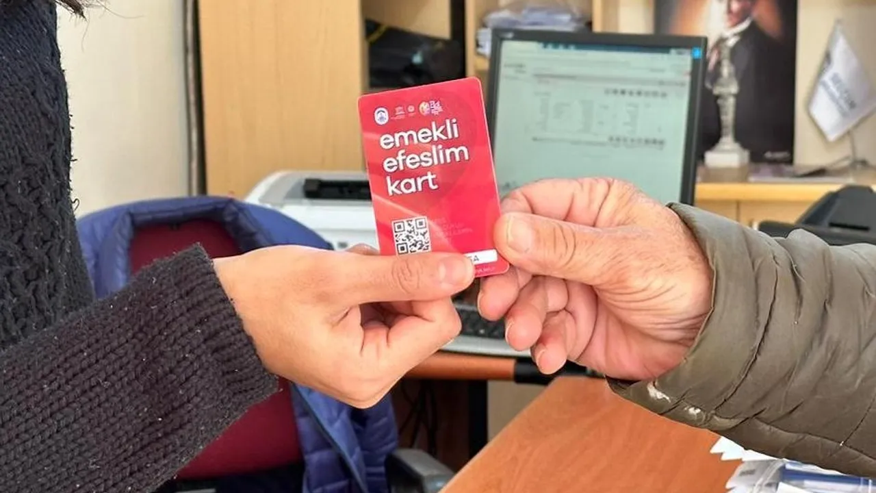Efes Selçuk Belediyesi’nden emekliye destek
